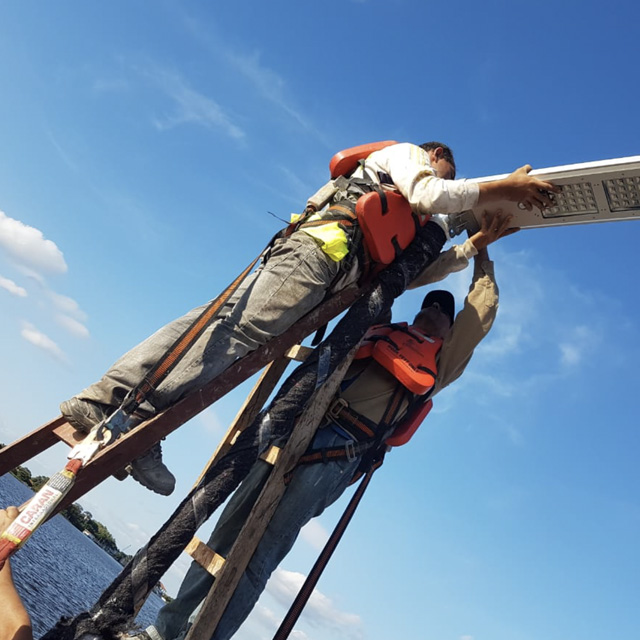 Uruguay All in one street light